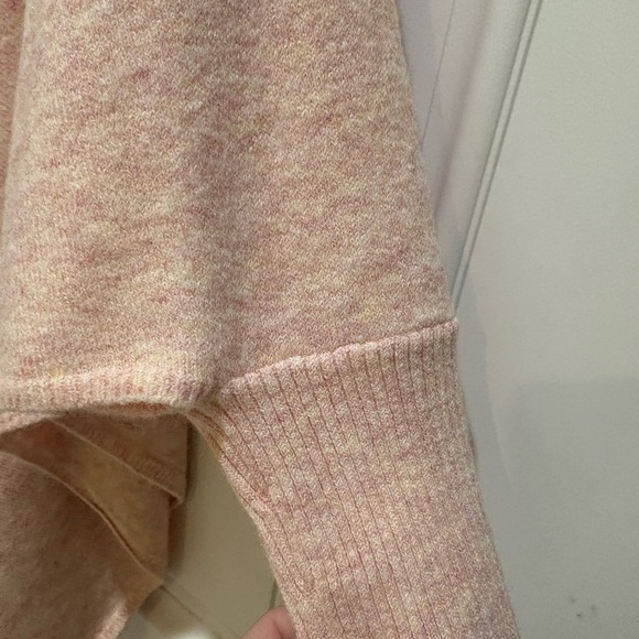 Coco + Carmen Blush Pink Poncho - Picture 4 of 5